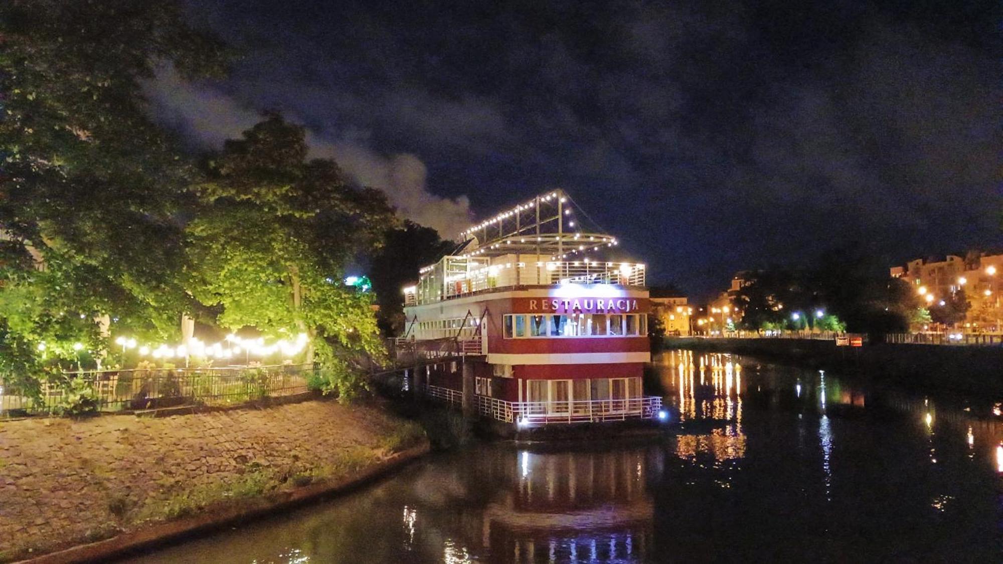 Great Polonia River Boat Apartments Wroclaw Exterior photo